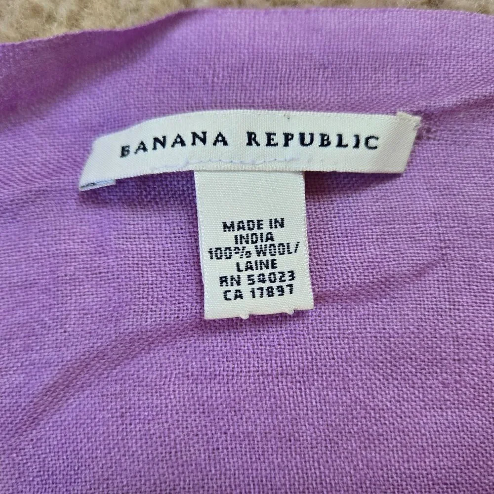 NWOT Banana Republic Lavender Purple Ombre WOOL Scarf Lightweight